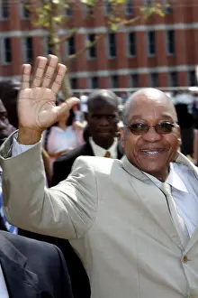 Thales: Zuma waving to supporters